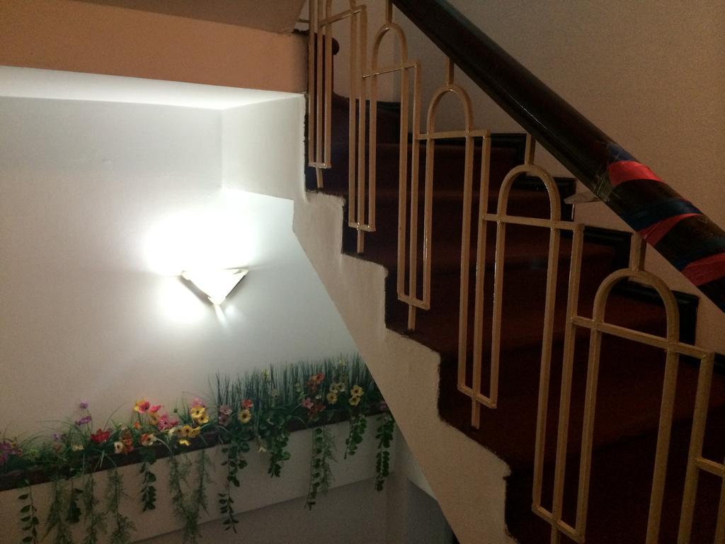 Ngoc Linh Hotel Hanoi Exteriör bild
