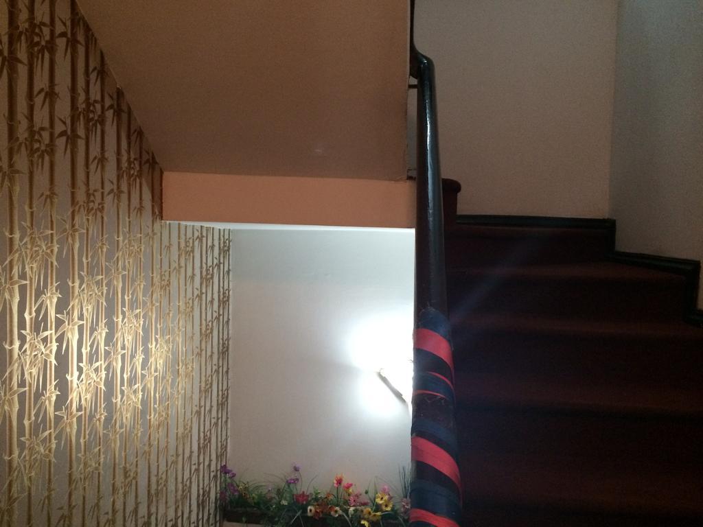 Ngoc Linh Hotel Hanoi Exteriör bild